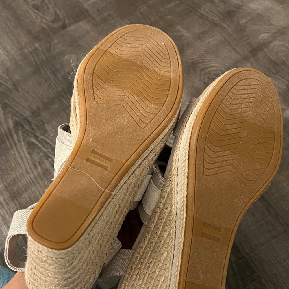 TOMS Women's Cream Wedge Sandals - Picture 4 of 4